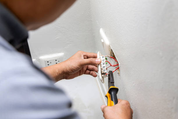 Best Affordable Emergency Electrician  in Piqua, OH